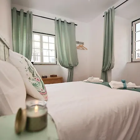 Close 2 Belem Apt * Lisbon