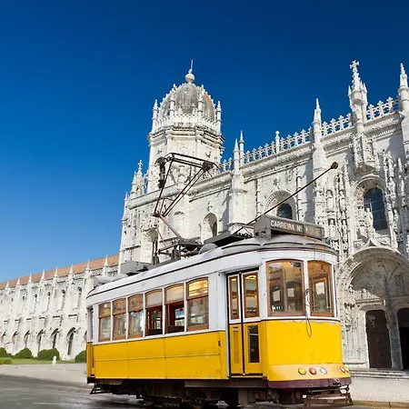 Close 2 Belem Apt Lisbon